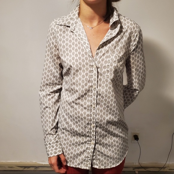 Hot air balloon patterned button down - Picture 4 of 8